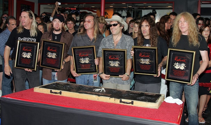 Nicko McBrain, Adrian Smith, Dave Murray, Bruce Dickinson, Steve Harris und Janick Gers