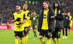 Dortmunds Marcel Sabitzer (2. von re.) ließ gegen Borussia Mönchengladbach gute Chancen liegen.