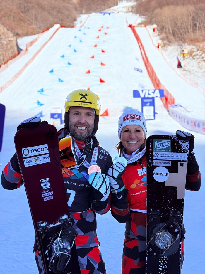 Andreas Prommegger and Claudia Riegler took two podium places in the parallel slalom in Yanqing at the end of the China Tour.