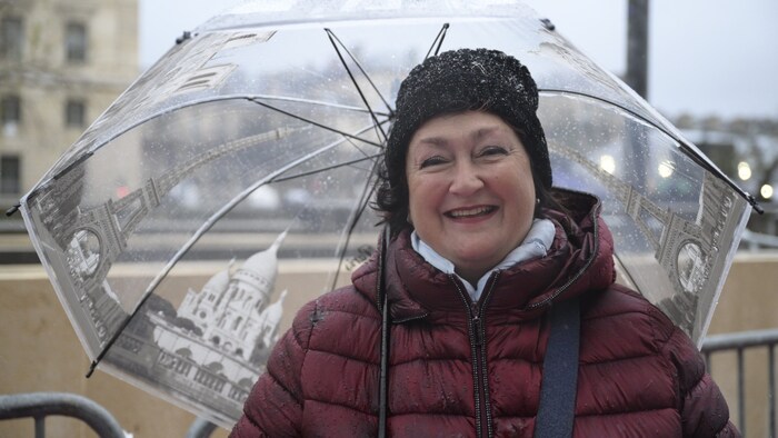 Christina Ceppi aus der Schweiz kam extra wegen der Wiedereröffnung nach Paris.