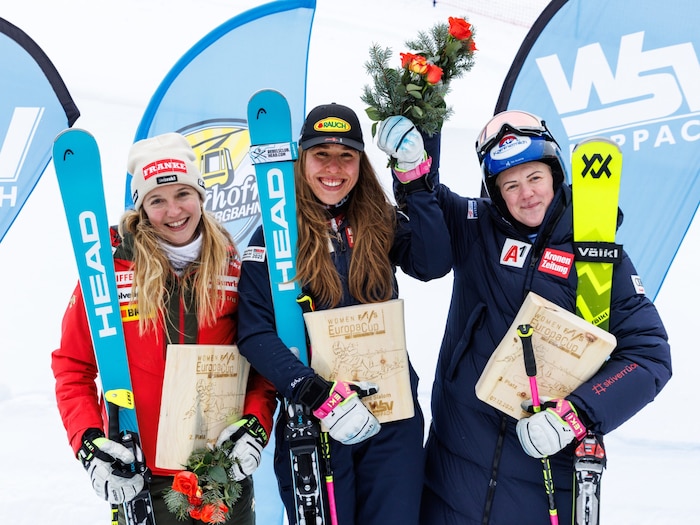 Victoria Olivier (center) celebrated her first European Cup victory in Hippach, beating Switzerland's Vanessa Kasper (left) and Kathi Truppe (right).