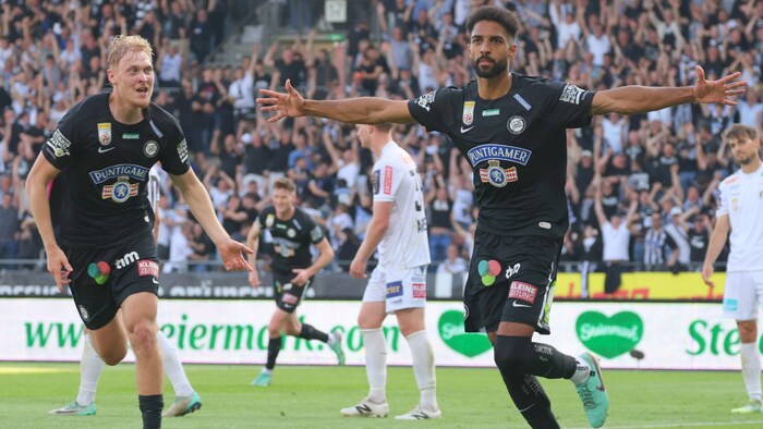 Wüthrich (right) and Co. are blatant outsiders for Garics