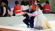 Eine Hochzeit als Fake: Carlos Cardoso als Marine-Leutnant und Joanna Zawartko als „Butterfly“