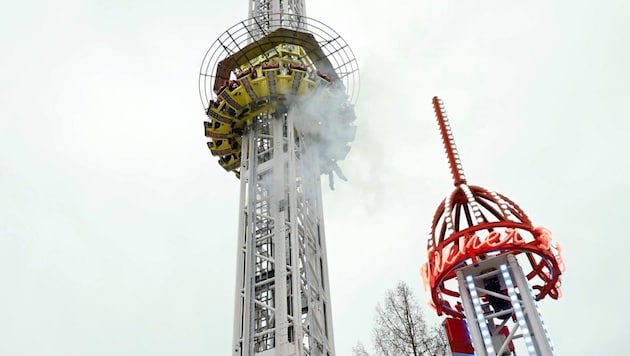 Thrills at the freefall tower in the Vienna Prater. The popular attraction can be found in many amusement parks around the world. (Bild: Holl Reinhard)