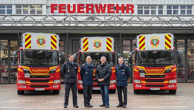 Martin Trampusch, Branddirektor Klaus Baumgartner, Stadtrat Manfred Eber und Gernot Ranftl (von links). (Bild: Juergen Fuchs)