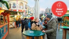 Beim Wintermarkt am Riesenradplatz im Prater lockt eine große Auswahl an Punsch und ein buntes Rahmenprogramm. (Bild: Krone KREATIV/Reinhard Holl)