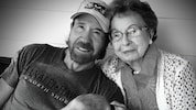Chuck Norris‘ Mama ist mit 103 Jahren gestorben. Auf Instagram widmete der Actionstar seiner ...