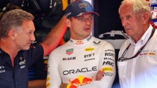 Gesprächsbedarf bei Red Bull: Christian Horner, Max Verstappen und Helmut Marko (von li. nach re.) (Bild: GEPA pictures)