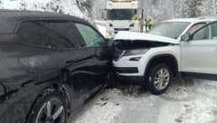 Beide Autos erlitten Totalschaden. (Bild: FF Wagrain)