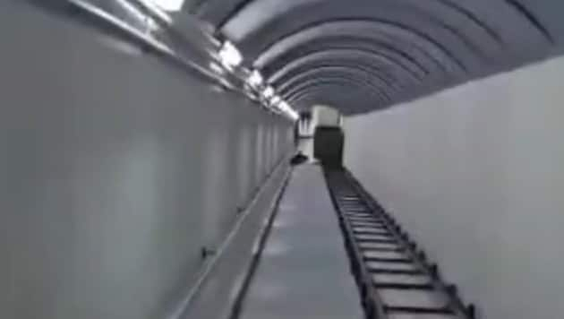 The Assad family's secret escape tunnels were uncovered after Syrian rebels were stunned by the huge underground luxury network. (Bild: x.com/C4H10FO2P)