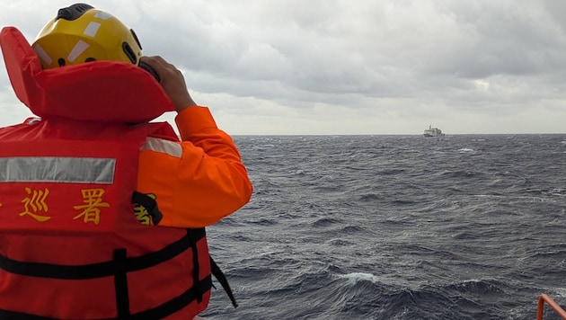 Nahe den zu Taiwan gehörenden Matsu-Inseln wurde erneut ein Unterseekabel beschädigt. (Bild: APA/AFP/TAIWAN COAST GUARD/Handout)