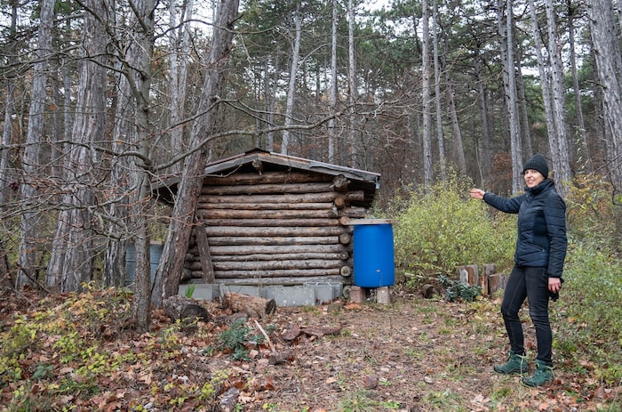 Diese kleine Hütte ist Stein des Anstoßes. Während Nachbarhütten jedoch großzügig ausgebaut ...