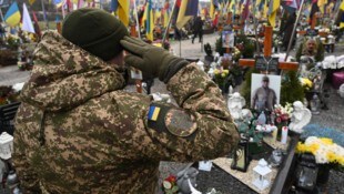 Seit Kriegsbeginn hat die ukrainische Seite über 3700 Gefangene zurückerhalten.