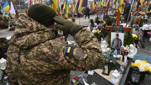 Seit Kriegsbeginn hat die ukrainische Seite über 3700 Gefangene zurückerhalten. (Bild: AFP )