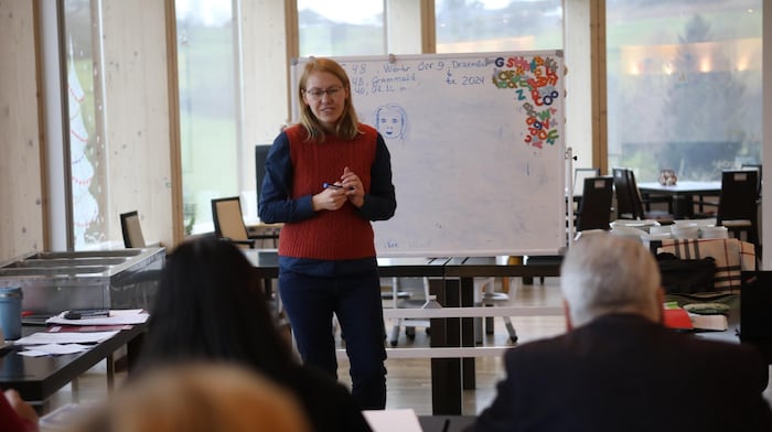 German teacher Katja Komleva from the VHS.