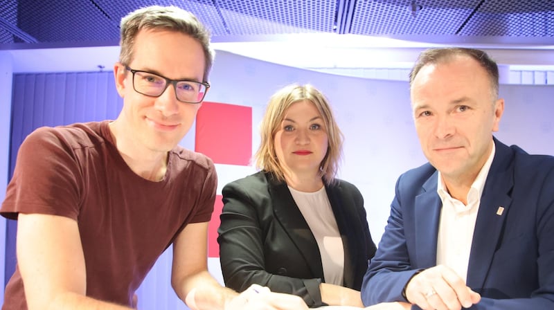 The government of the city of Salzburg is in agreement: Kay-Michael Dankl, Anna Schiester and Mayor Bernhard Auinger (from left) (Bild: Tröster Andreas)