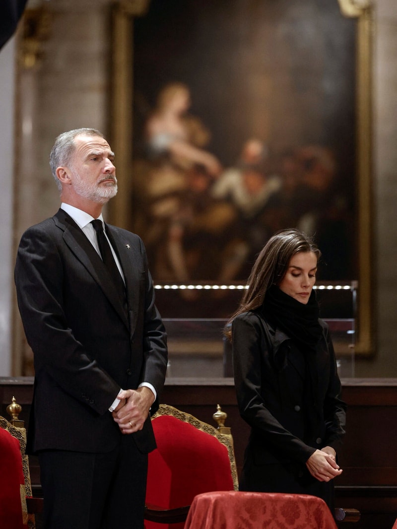 Felipe and Letizia (Bild: APA Pool/AFP/POOL/Kai FOSTERLING)