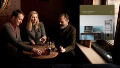 Der Whisky wärmt im Winter noch immer am besten – direkt danach kommt „The Night“, das neue Album von Saint Etienne. (Bild: Krone KREATIV/Heavenly Recordings, Paul Kelly)