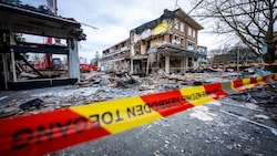 Sechs Menschen waren bei dem Hauseinsturz nach einer verherrenden Explosion in Den Haag ums Leben gekommen.  (Bild: AFP)