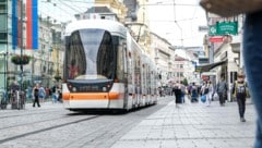 Um die Leute mehr in das Zentrum locken zu können, will der Wirtschaftsbund gratis Parken und Öffis für zwei Stunden ermöglichen. (Bild: Einöder Horst)