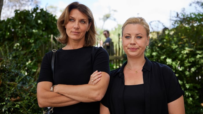 Ärztin Barbara (Caroline Frank) ist Liesls beste Freundin und in so gut wie jeder Hinsicht ...