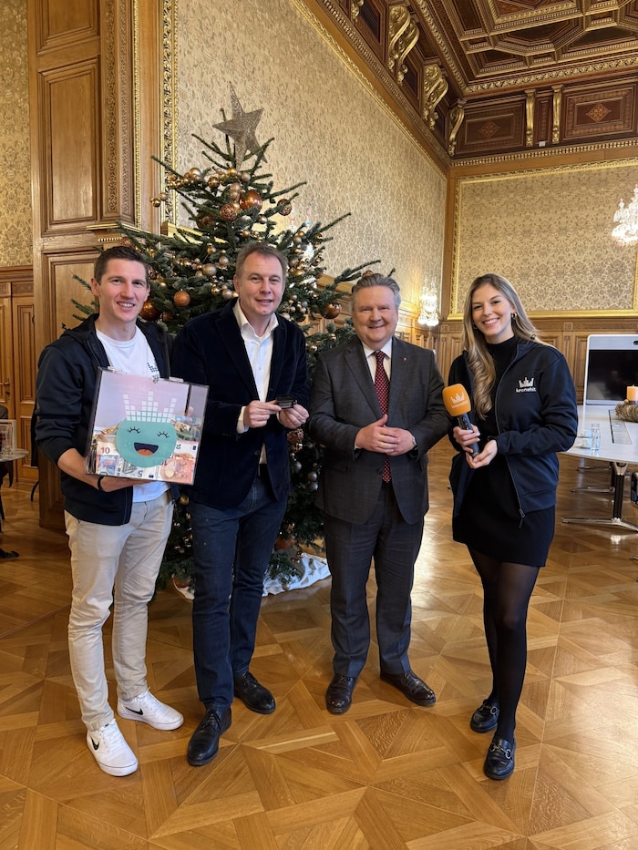 Auch Michael Ludwig hat dem Team vom kronehit und Ö3 gratuliert.