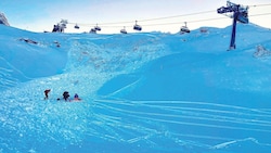 Das Schneebrett löste sich im freien Skigebiet. (Bild: ZOOM Tirol)