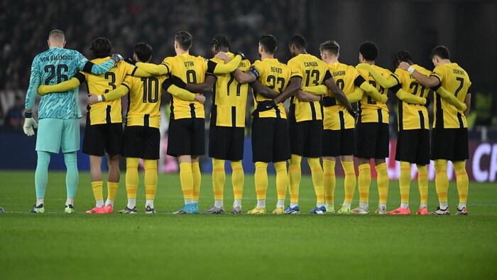 Trauerminute vor dem Anpfiff des Champions-League-Spiels in Stuttgart
