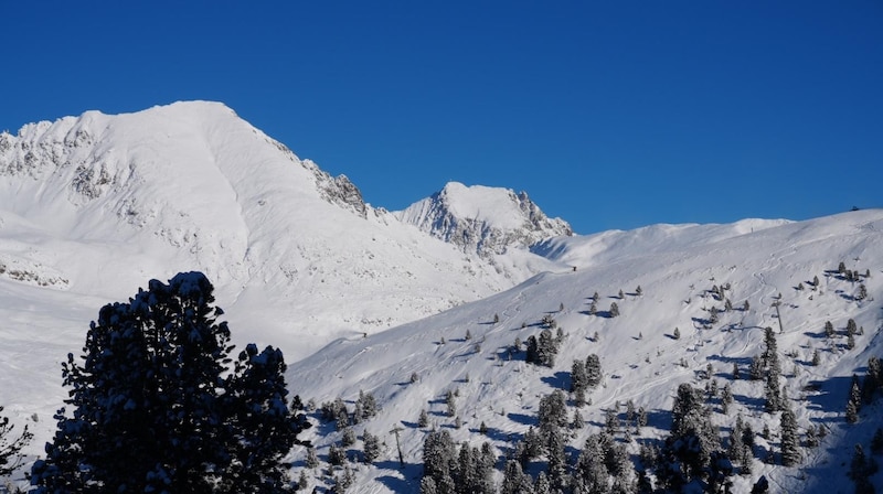 und der Rietzer Grieskogel (hinten). (Bild: Peter Freiberger)