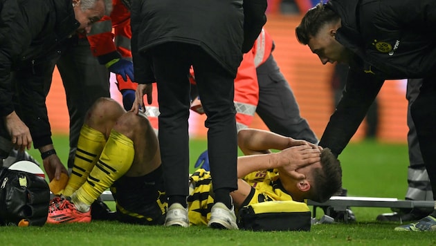 Nico Schlotterbeck suffered a serious injury in the match against Barcelona. (Bild: AFP/APA/INA FASSBENDER)