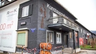 Ein siebenstöckiger Neubau wird an dieser Stelle ab 2025 errichtet
