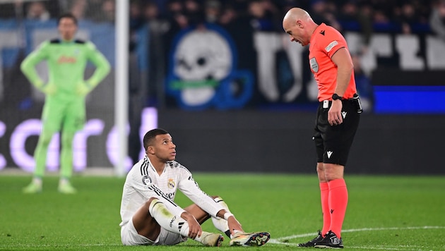 Kylian Mbappe verletzte sich im Spiel gegen Atalanta Bergamo. (Bild: AFP/APA/Marco BERTORELLO)