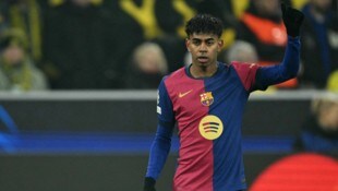 Lamine Yamal hatte es nach der Partie eilig.