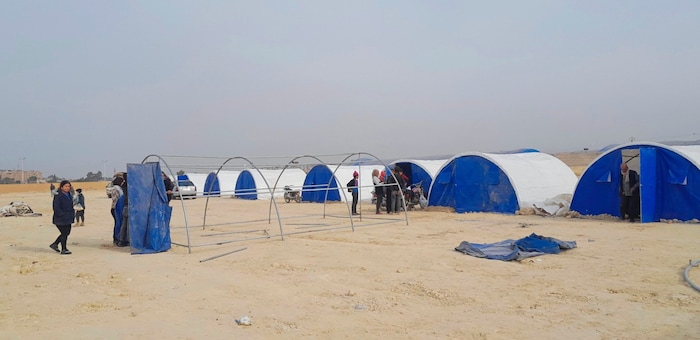 Vor den Augen der Helfer entstand ein neues Flüchtlingslager – eines von vielen in der Region.