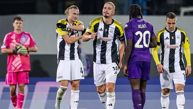 Lange Gesichter bei den LASK-Spielern nach dem 0:7 bei der Fiorentina … (Bild: GEPA)