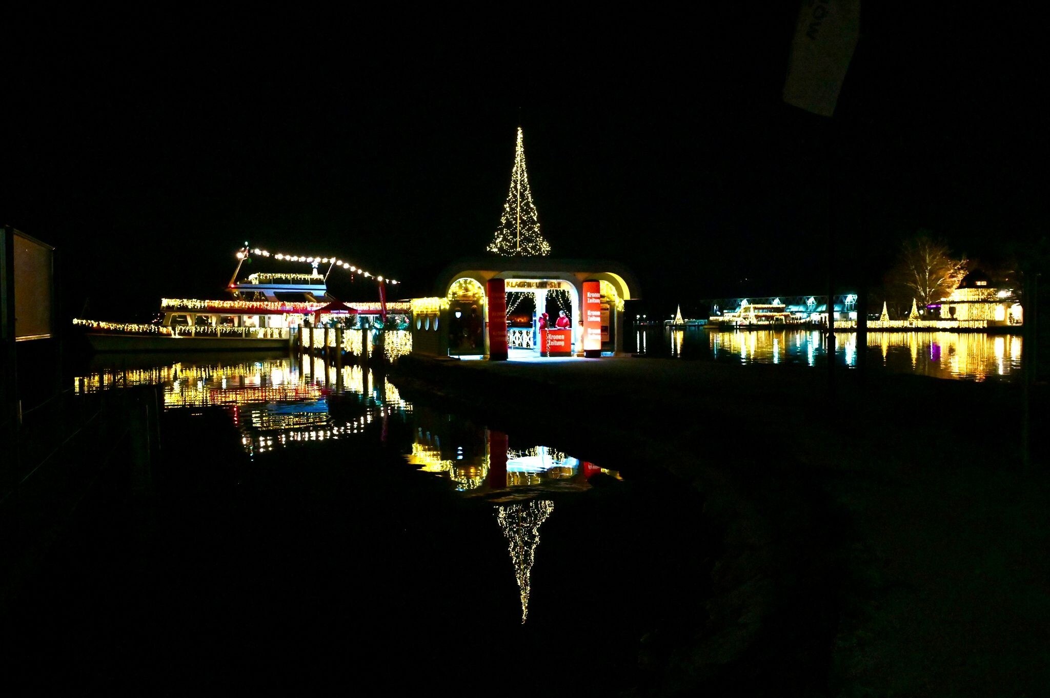 Idyllic ambience on Lake Wörthersee prevailed during the "Krone" headline party in the ...