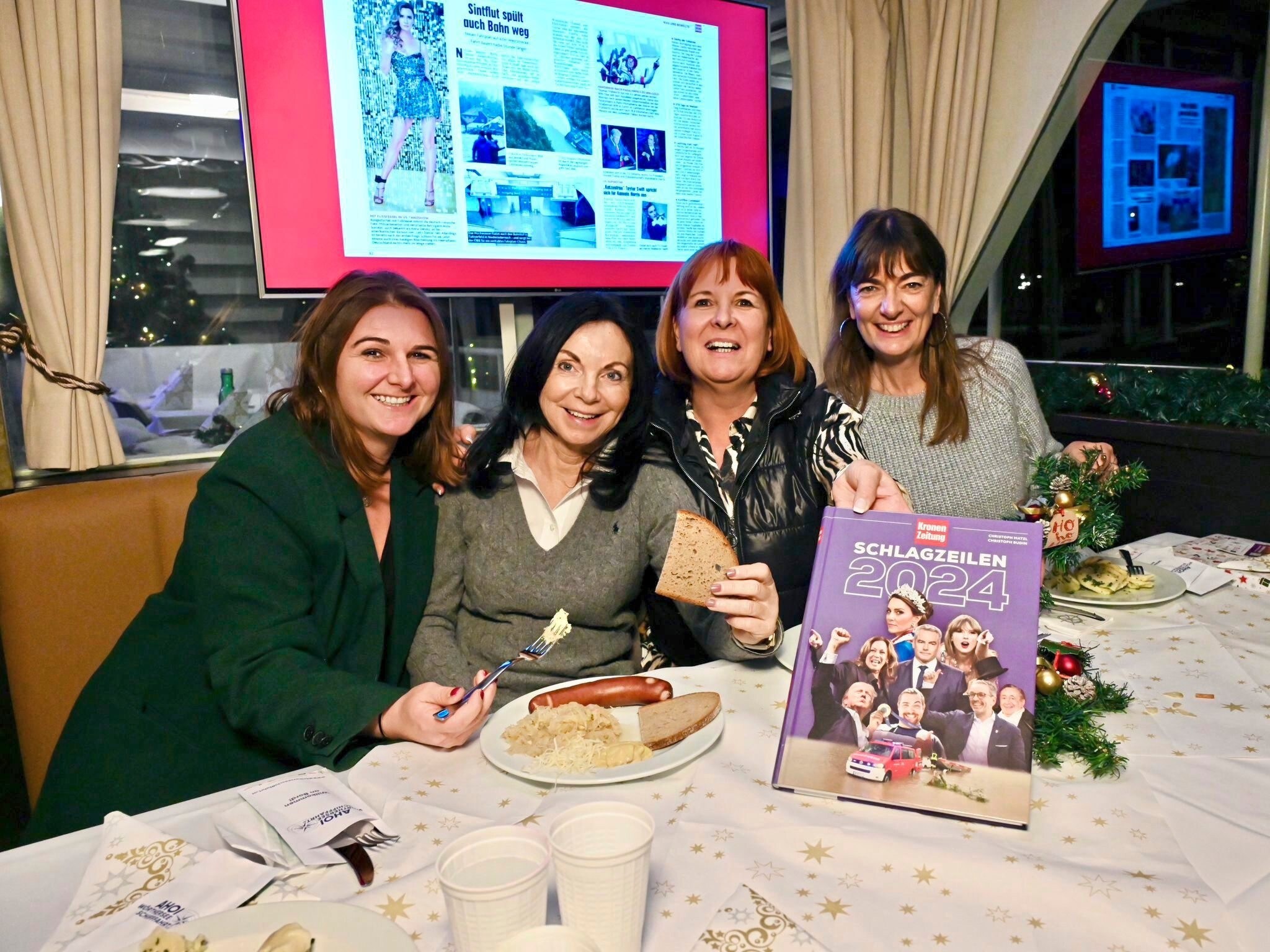 MediaPrint ladies Sandra, Karin, Doris and Andrea celebrated with the "Krone".
