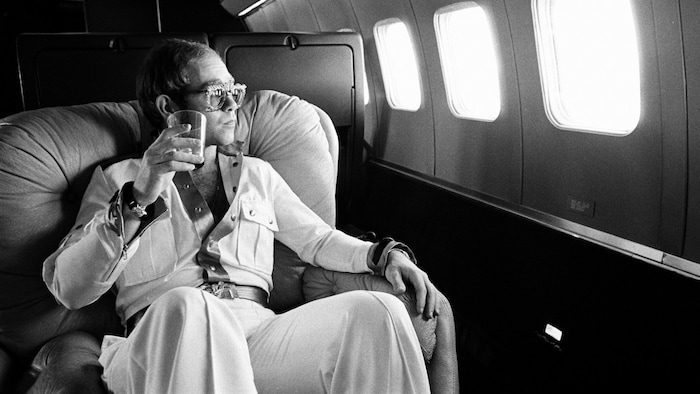 Ein Leben voller Höhen und Tiefen: Die Dokumentation „Elton John: Never Too Late“ ist ab sofort ...