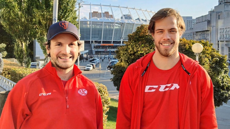 Manuel Ganahl (li.) und Thomas Hundertpfund einst zusammen beim KAC (Bild: Santner)