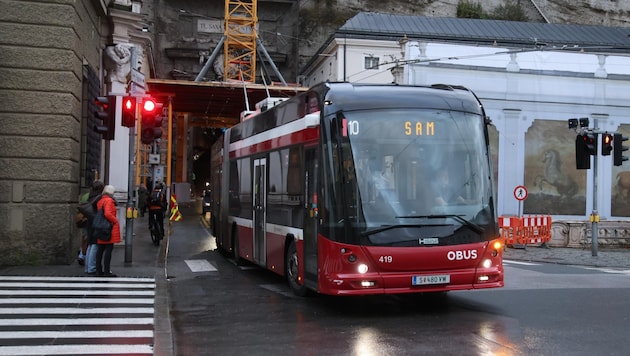 Erstmals seit Jahren wird das Angebot beim Obus erweitert. Im Februar wechseln die Linien 9 und 10 in den Zehn-Minuten-Takt. (Bild: Tröster Andreas)