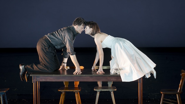 Natalia Mateo and Michael Rotschopf as Steve Canfield and Ninotschka (Bild: Werner Kmetitsch)