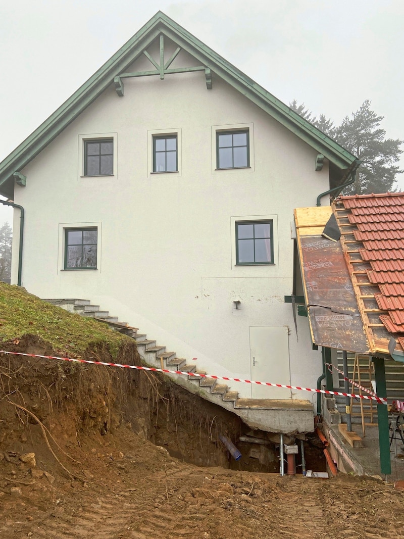 Das Wohnhaus von Jonthan und seiner Familie. Hier müssten viele teure Adaptierungen vorgenommen werden. (Bild: Privat/zVg)