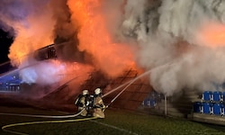 Die Feuerwehr war mit über 70 Kräften im Einsatz.
