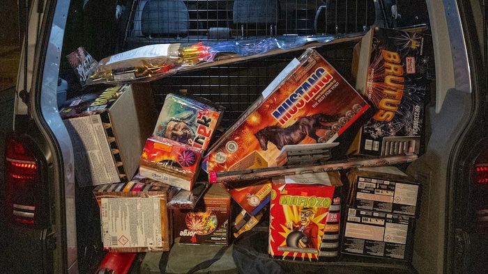 This VW van full of firecrackers was recently taken out of circulation by the police on the Upper Austrian-Czech border.