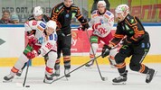 Marcus Vela (r.) war gegen den KAC mit drei Treffern Mann des Spiels.