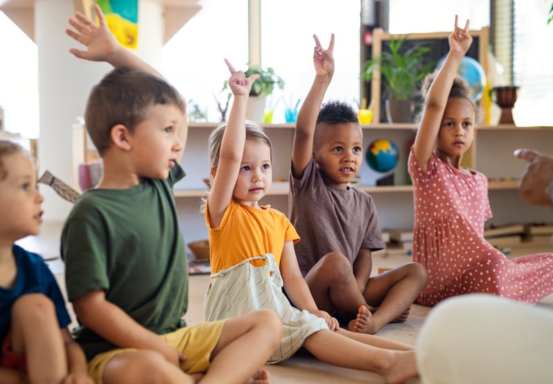 Der Bildungsplan für Wiens Kindergärten steht jetzt auf dem Prüfstand. (Bild: stock.adobe.com/Halfpoint - stock.adobe.com)