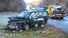 Trotz schneller Rettungskette verstarb ein Lenker noch an der Unfallstelle. (Bild: Sobe Hermann)