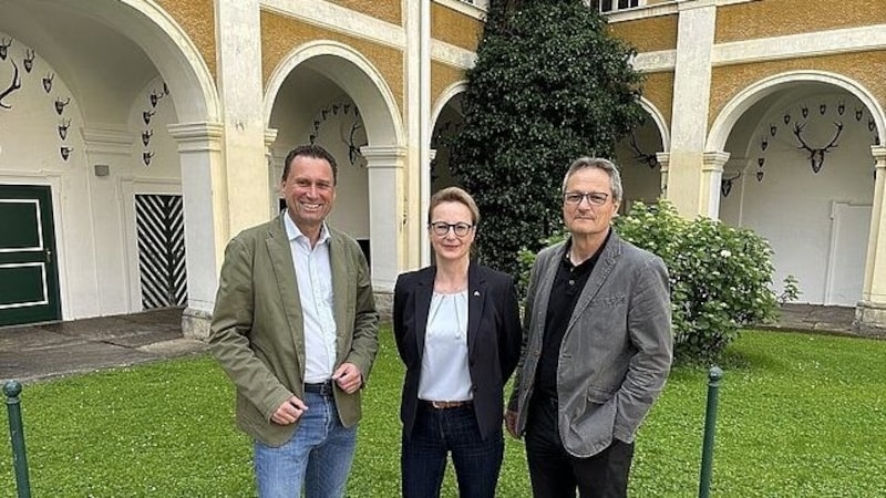 New appointments in Stainz: Managing Director Josef Schrammel, Barbara Müller and Karlheinz Wirnsberger (from left). (Bild: Universalmuseum Joanneum)