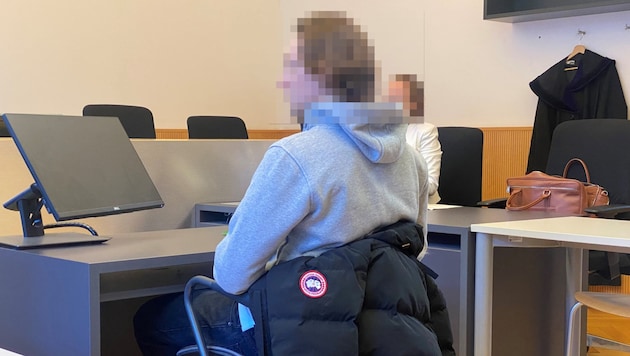 Für den 19-jährigen Oberländer war es nicht der erste Auftritt vor dem Landesgericht in Feldkirch. (Bild: Dorn Chantall/Krone KREATIV)