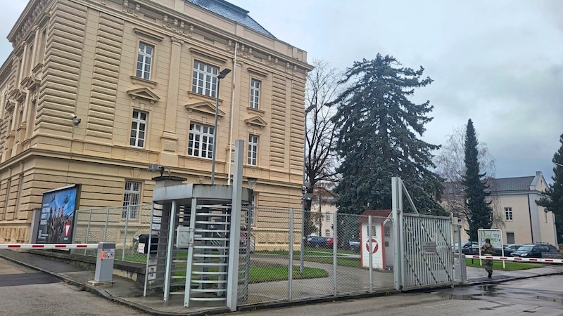 Die Hesser-Kaserne wurde für die Betreuung der Schulkinder zur Verfügung gestellt. (Bild: Molnar Attila/Attila Molnar)